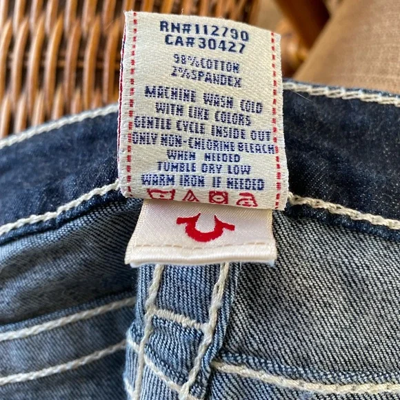Vintage TRUE RELIGION Women’s High Rise Boot Cut Dark Jeans Size 28 Y2K Denim - Picture 6 of 6